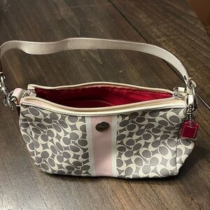 Coach Heritage grey/white mini purse $40
